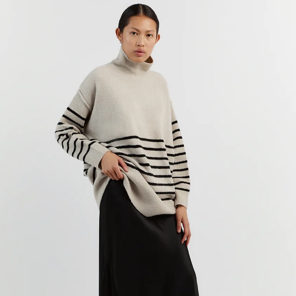 DISSH Striped Sweater